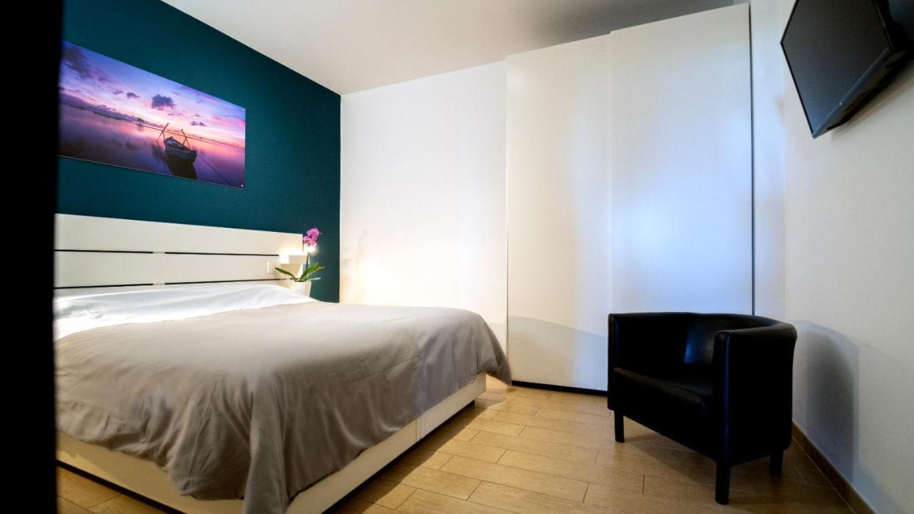 Bed and Breakfast La Palma Del Sol Барлетта Экстерьер фото