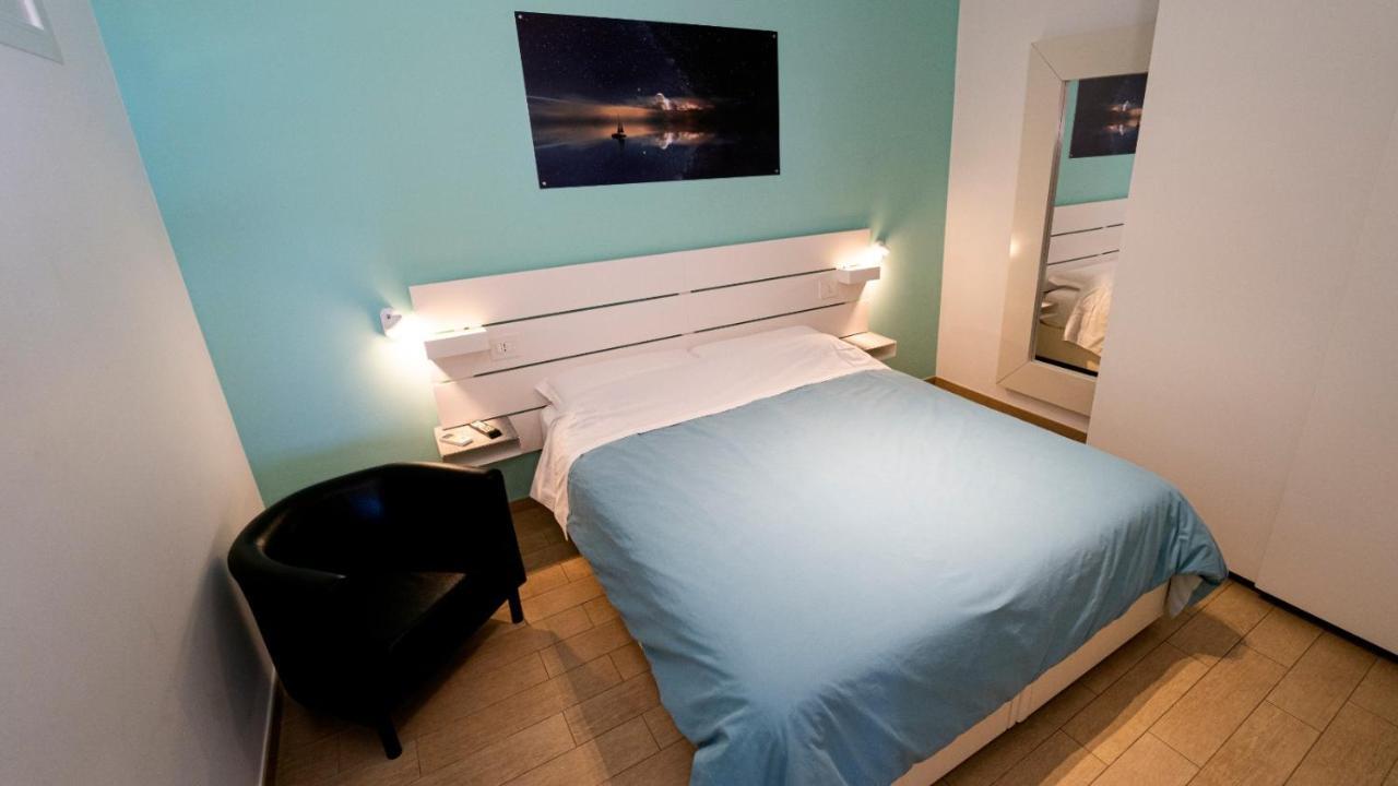 Bed and Breakfast La Palma Del Sol Барлетта Экстерьер фото
