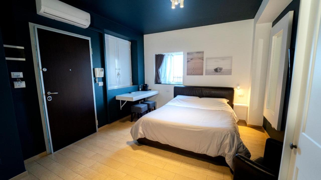Bed and Breakfast La Palma Del Sol Барлетта Экстерьер фото